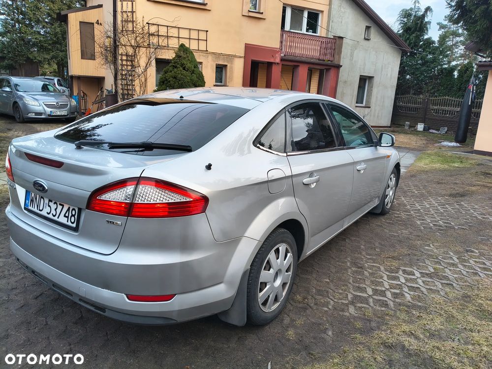 Ford Mondeo 1.8 TDCi Ambiente - 4