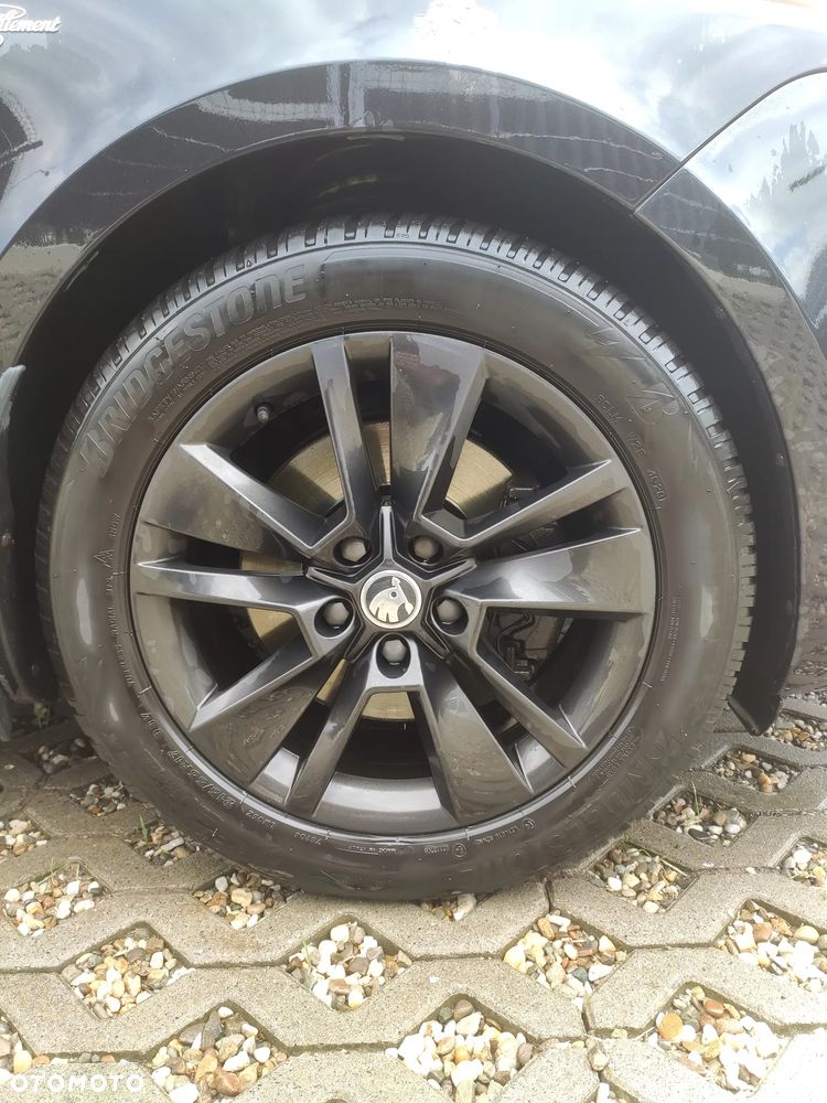 Skoda Superb 2.0 TSI L&K DSG - 36