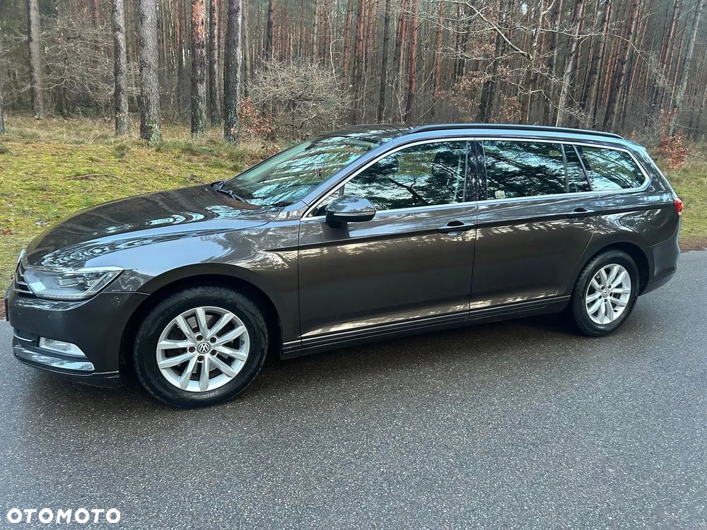 Volkswagen Passat 1.6 TDI BMT Trendline - 24