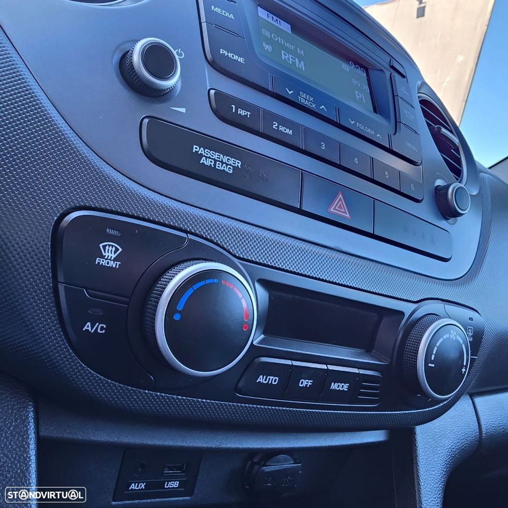 Hyundai i10 1.0 Style AT - 24