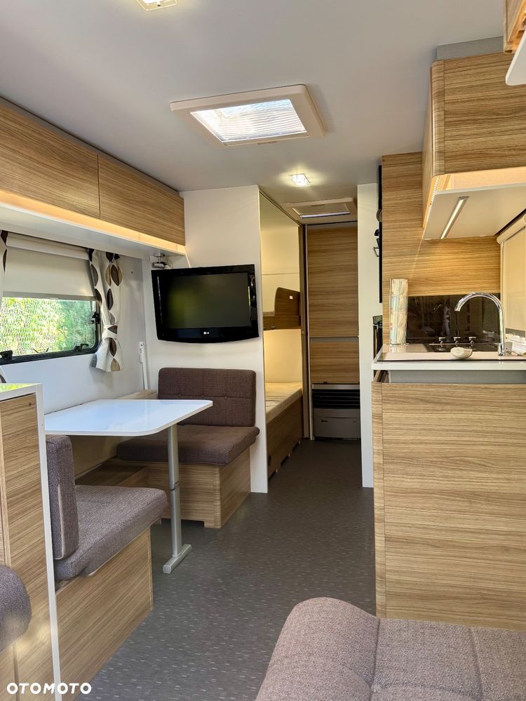 Adria - 7