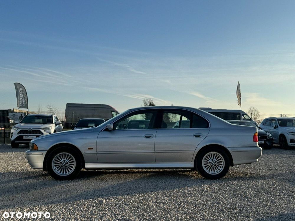 BMW Seria 5 525i - 7