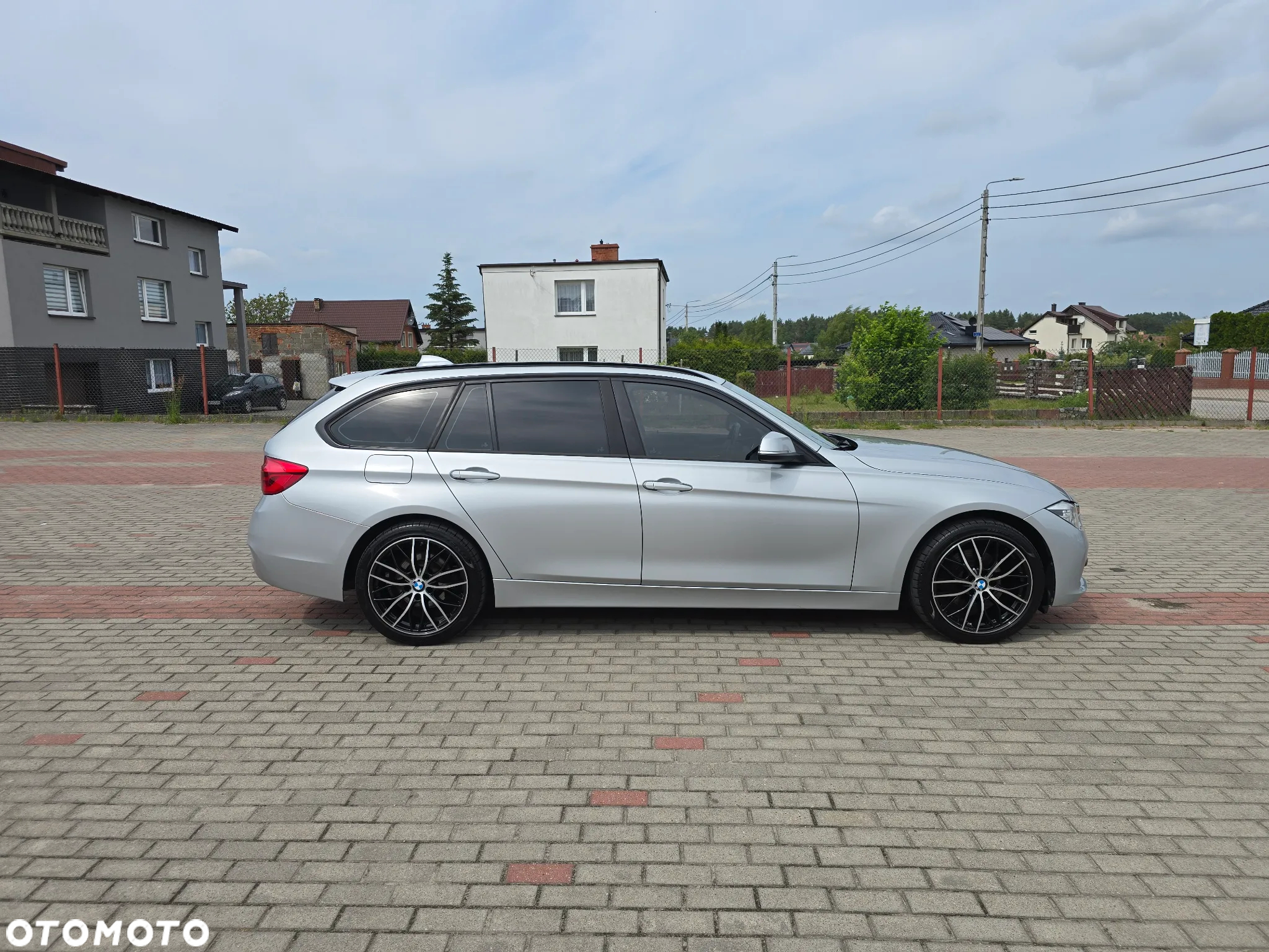 BMW Seria 3 320d xDrive Advantage - 9