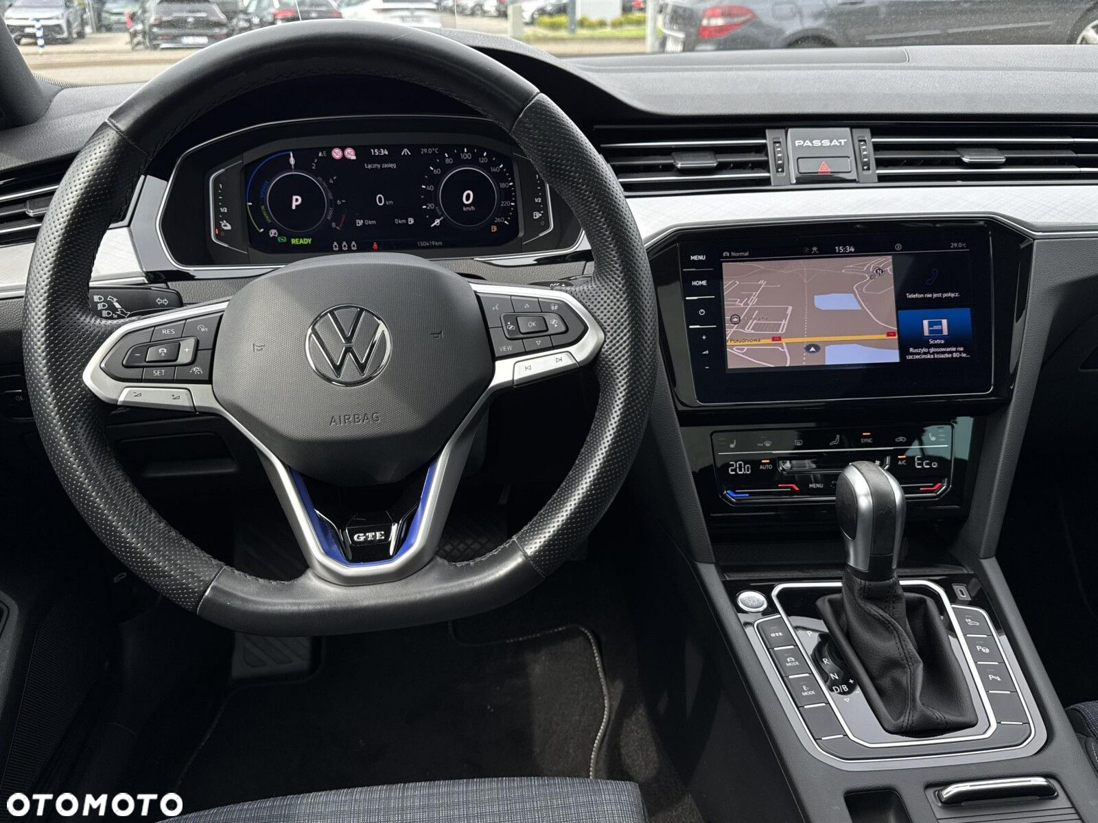 Volkswagen Passat - 12