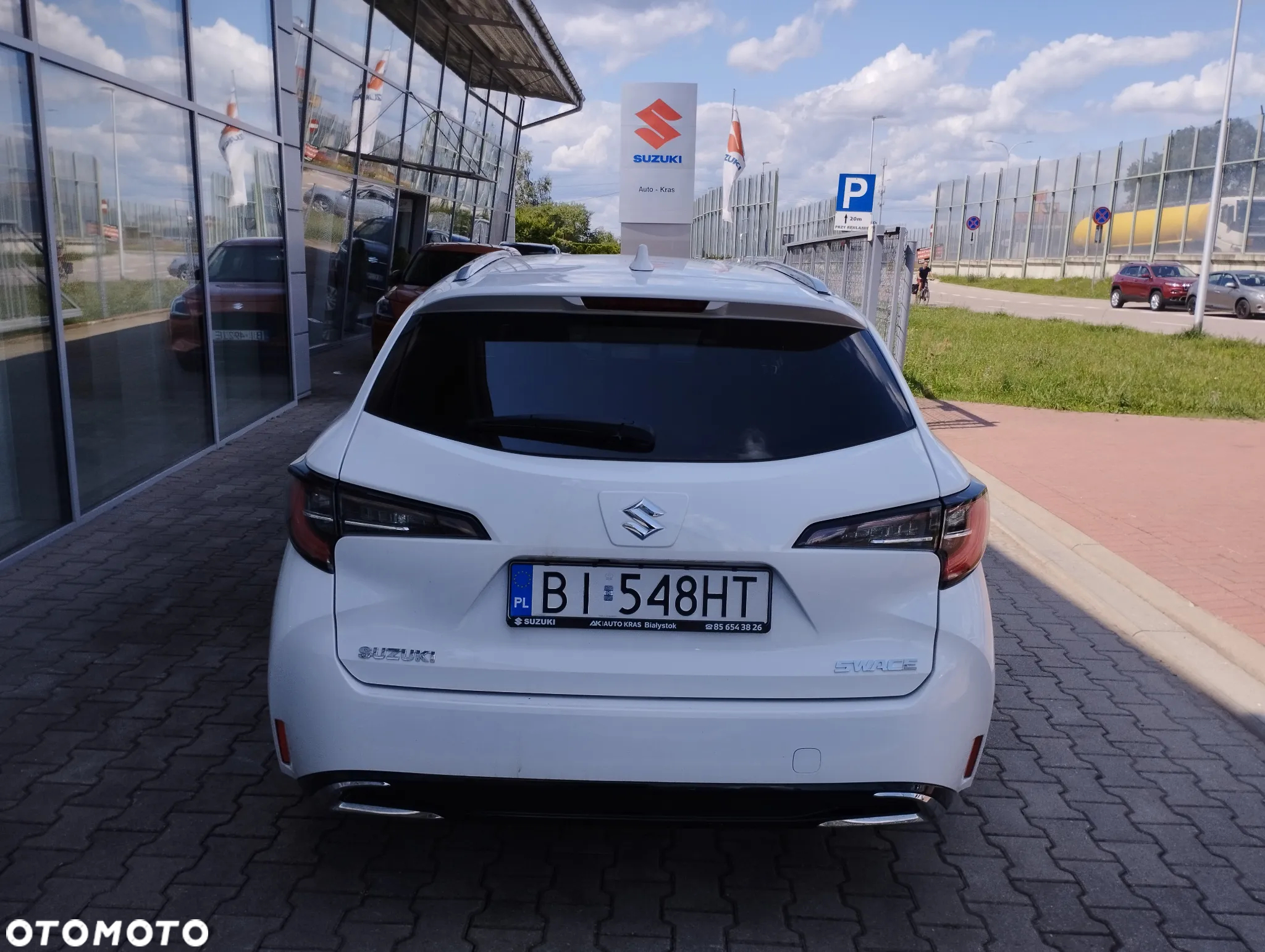 Suzuki Swace 1.8 Hybrid Premium Plus CVT - 26