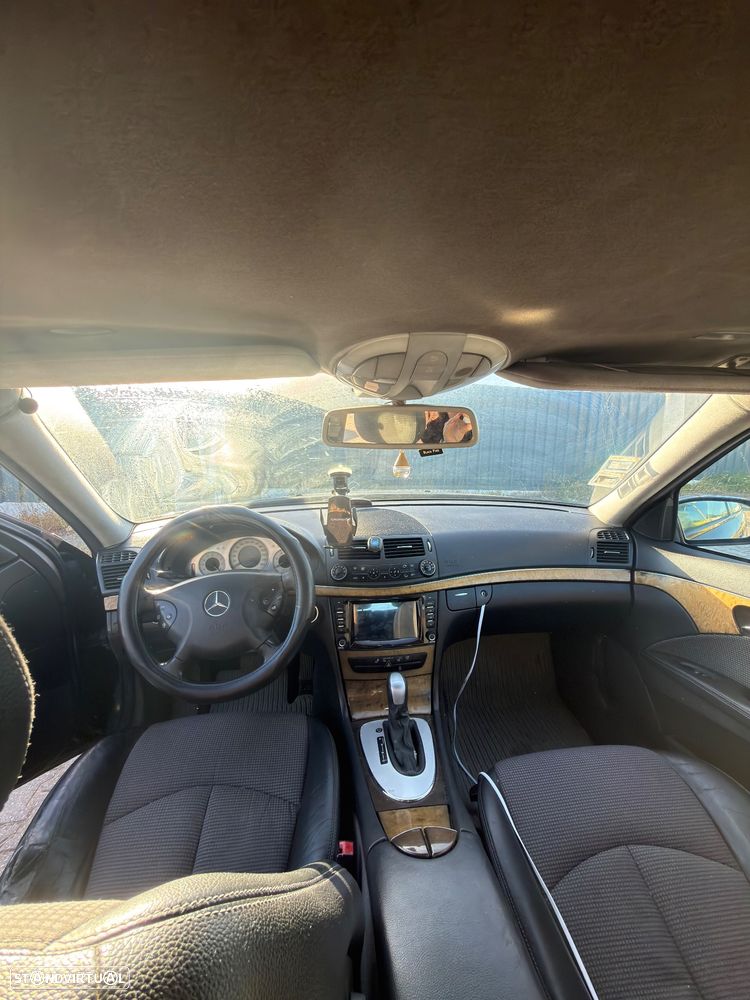 Mercedes-Benz E 220 CDI Auto Avantgarde - 11