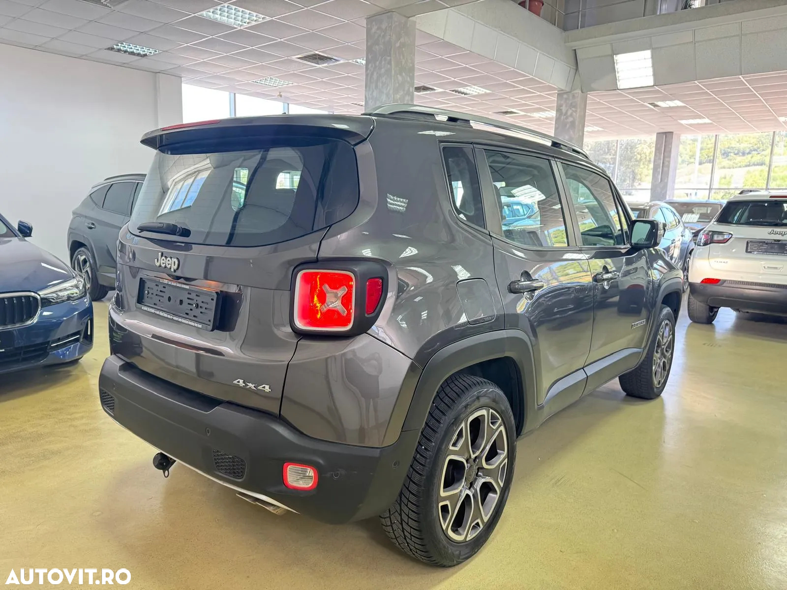 Jeep Renegade 2.0 M-Jet 4x4 Limited - 8