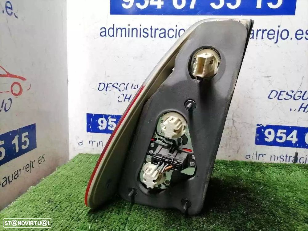 FAROLIM TRASEIRO DIREITO BMW X5 2004 - - 3