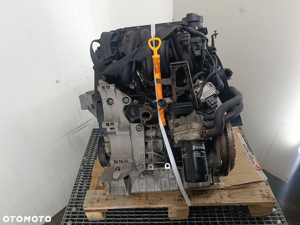 SILNIK VW GOLF IV AKL 1.6 101KM - 2