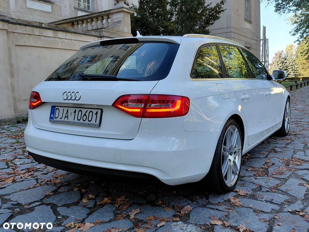 Audi A4 Avant 2.0 TDI DPF multitronic S line Sportpaket - 3
