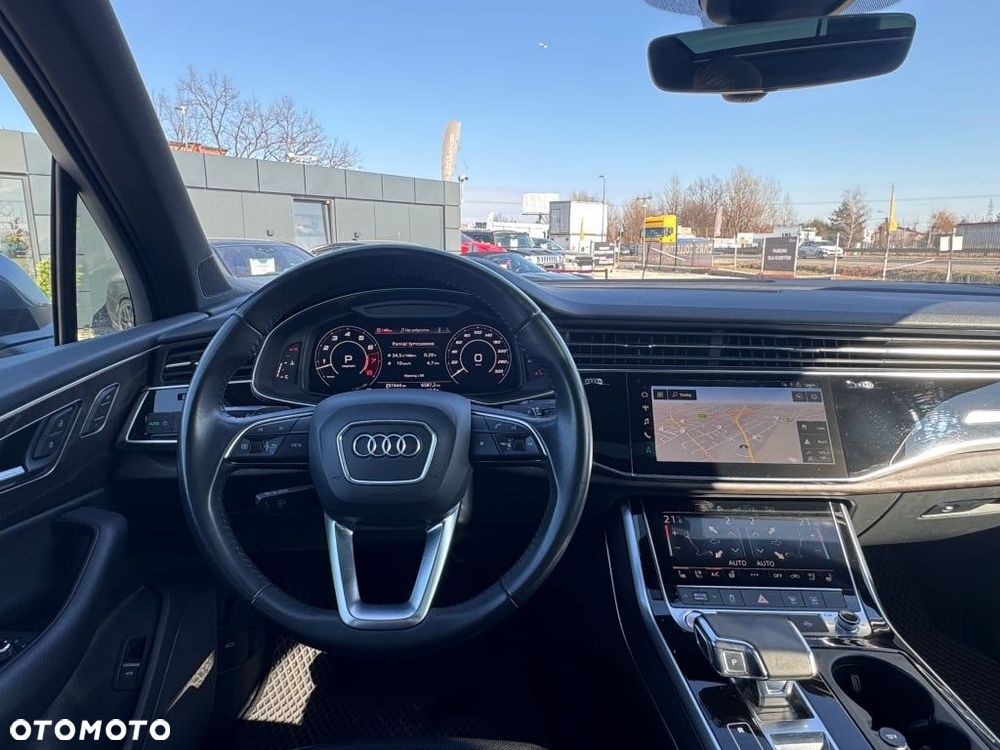 Audi Q7 - 25