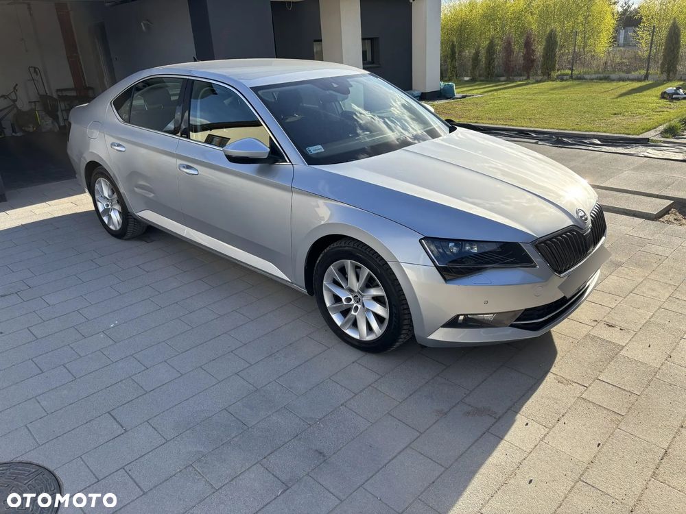 Skoda Superb 2.0 TDI 4x4 Style DSG - 1