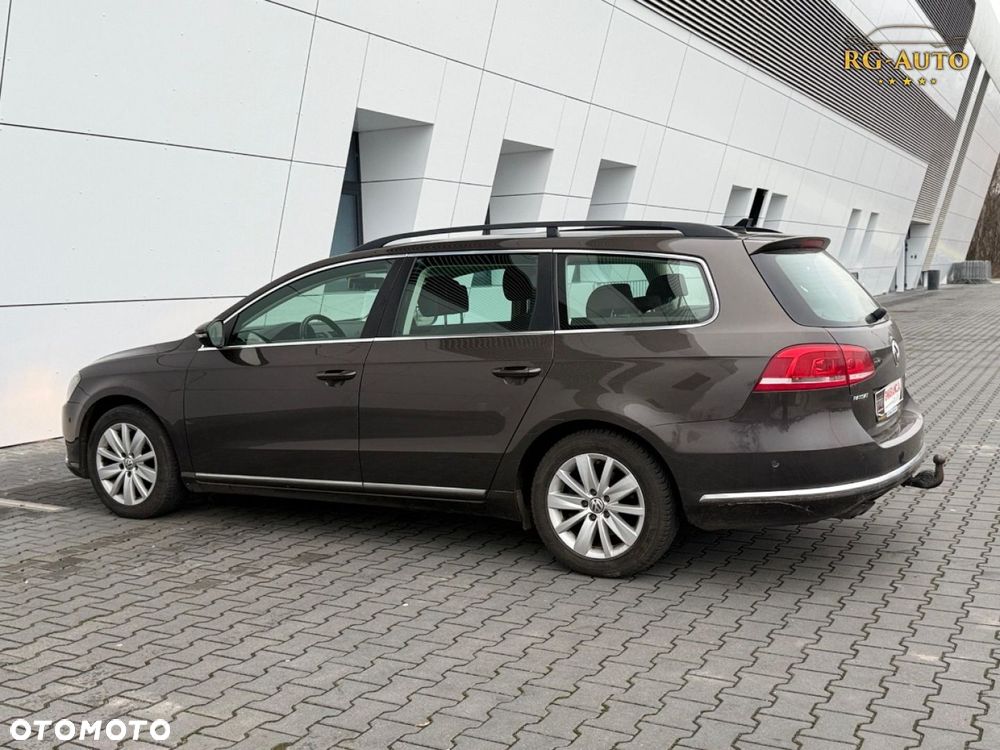 Volkswagen Passat - 30