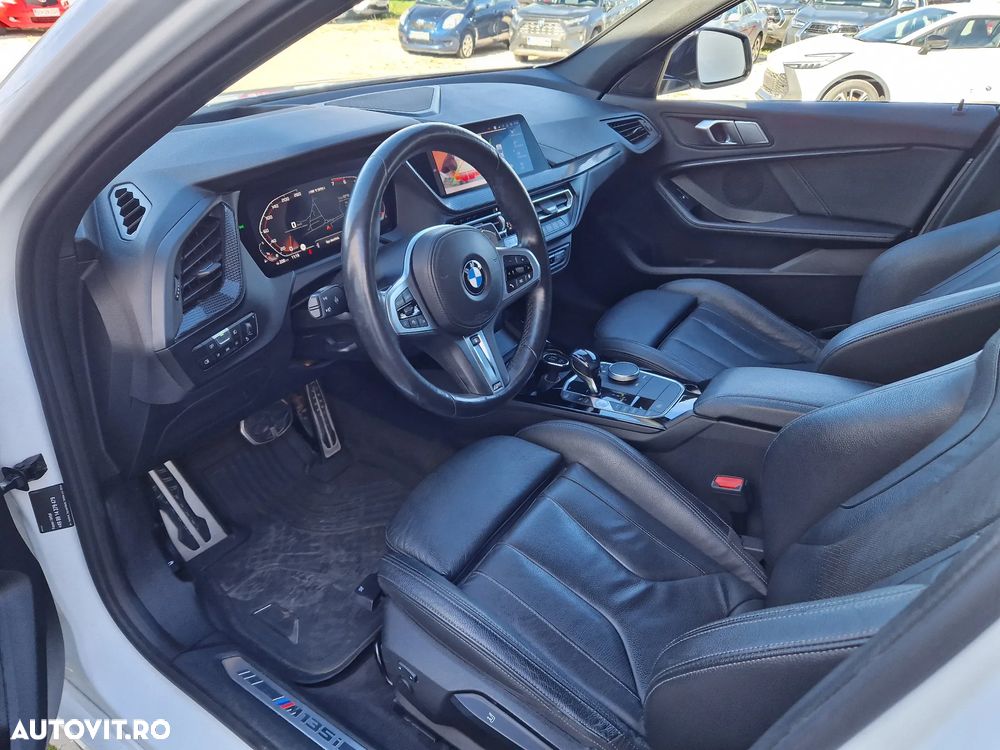 BMW M1 M135i xDrive AT - 17