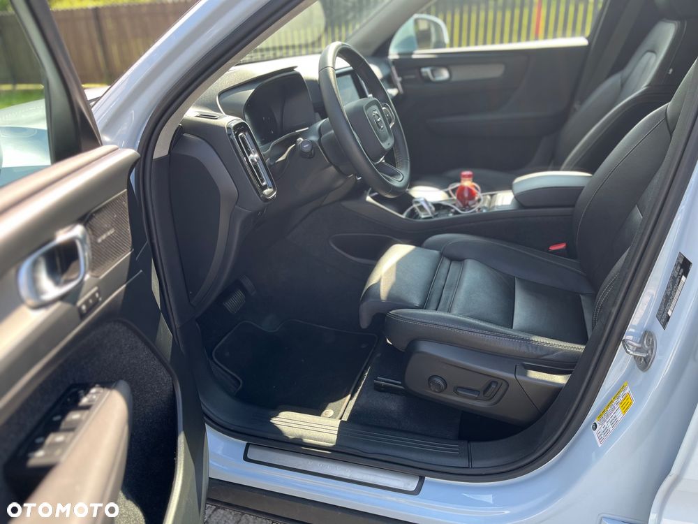 Volvo XC 40 B5 B AWD Ultimate Bright - 24