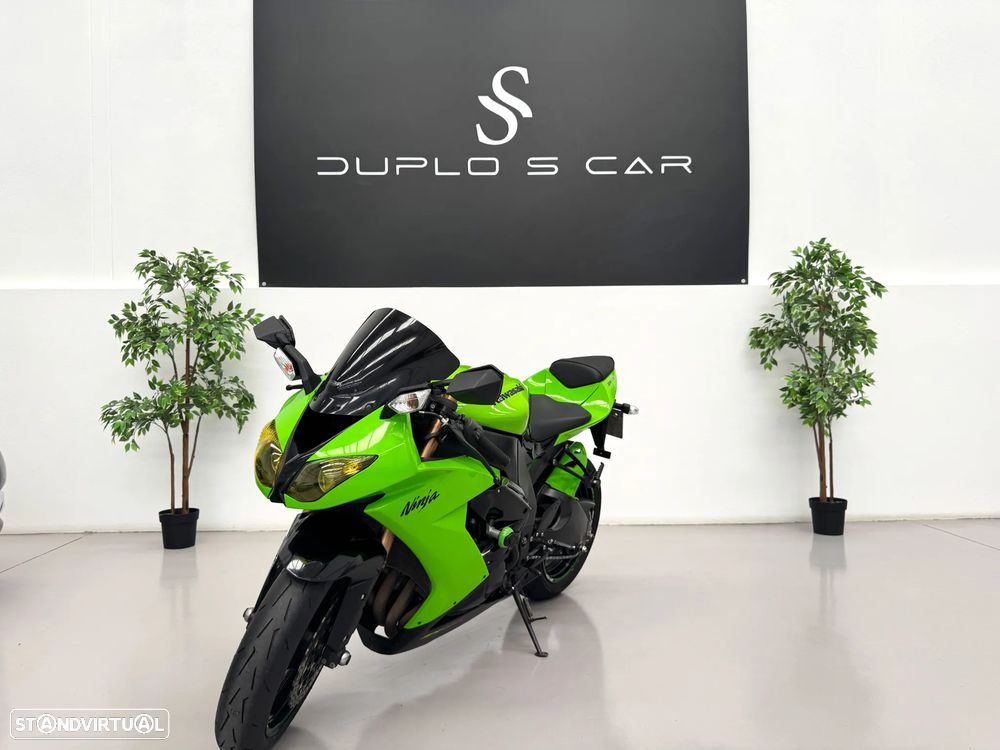 Kawasaki Ninja ZX-10R - 2