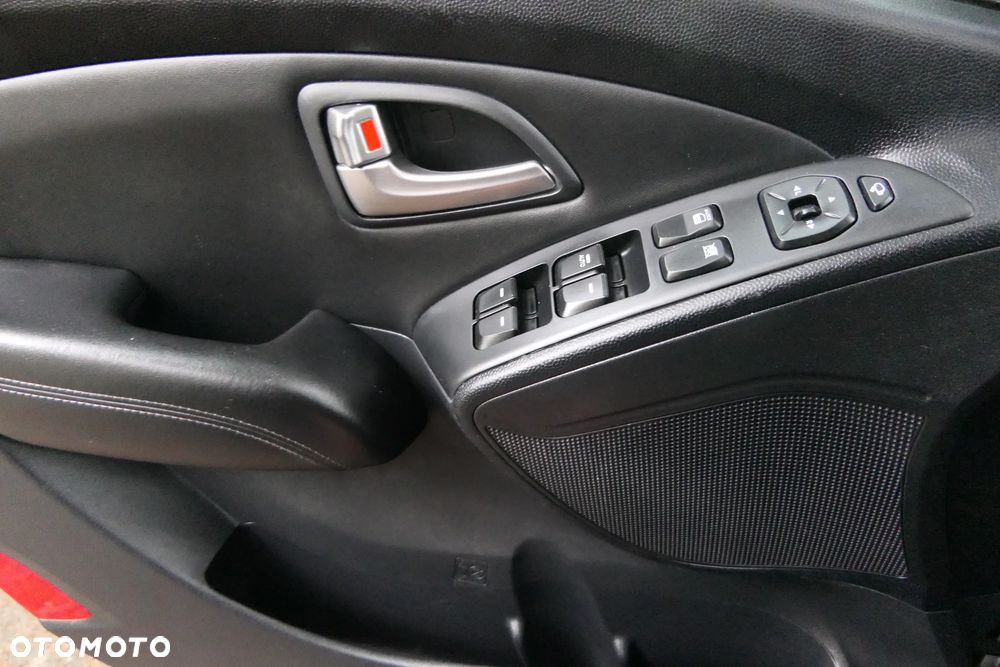 Hyundai ix35 2.0 2WD Automatik Style - 28
