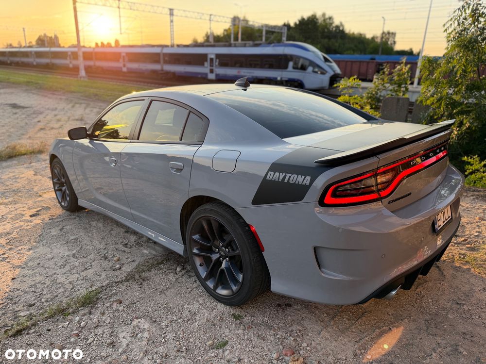 Dodge Charger 5.7 R/T Daytona - 11