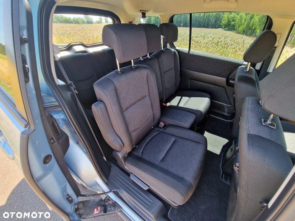 Mazda 5 2.0 Active - 10