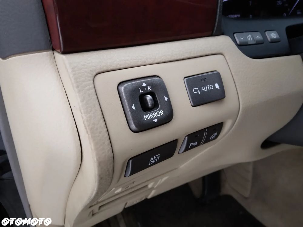 Lexus LS 460 Prestige - 22