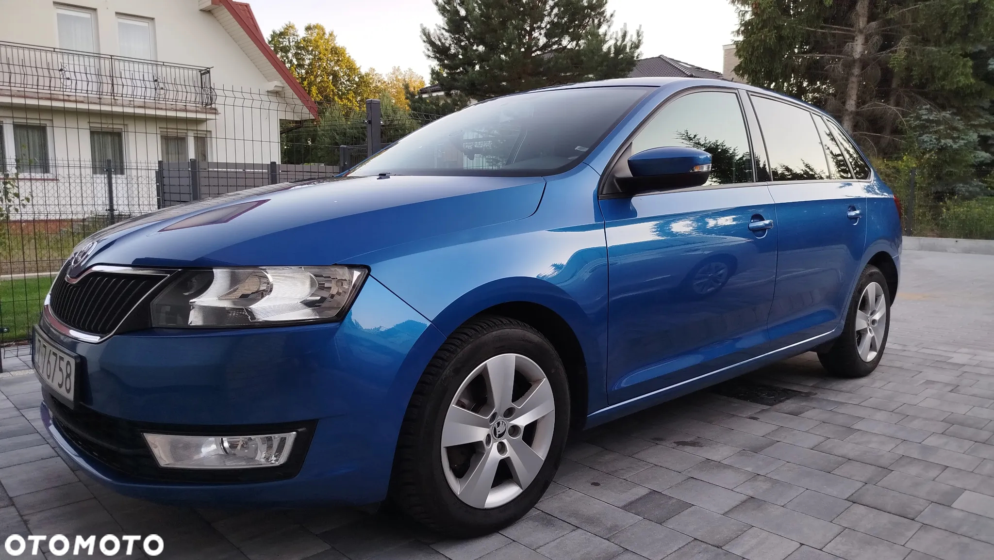 Skoda RAPID 1.2 TSI Ambition - 2