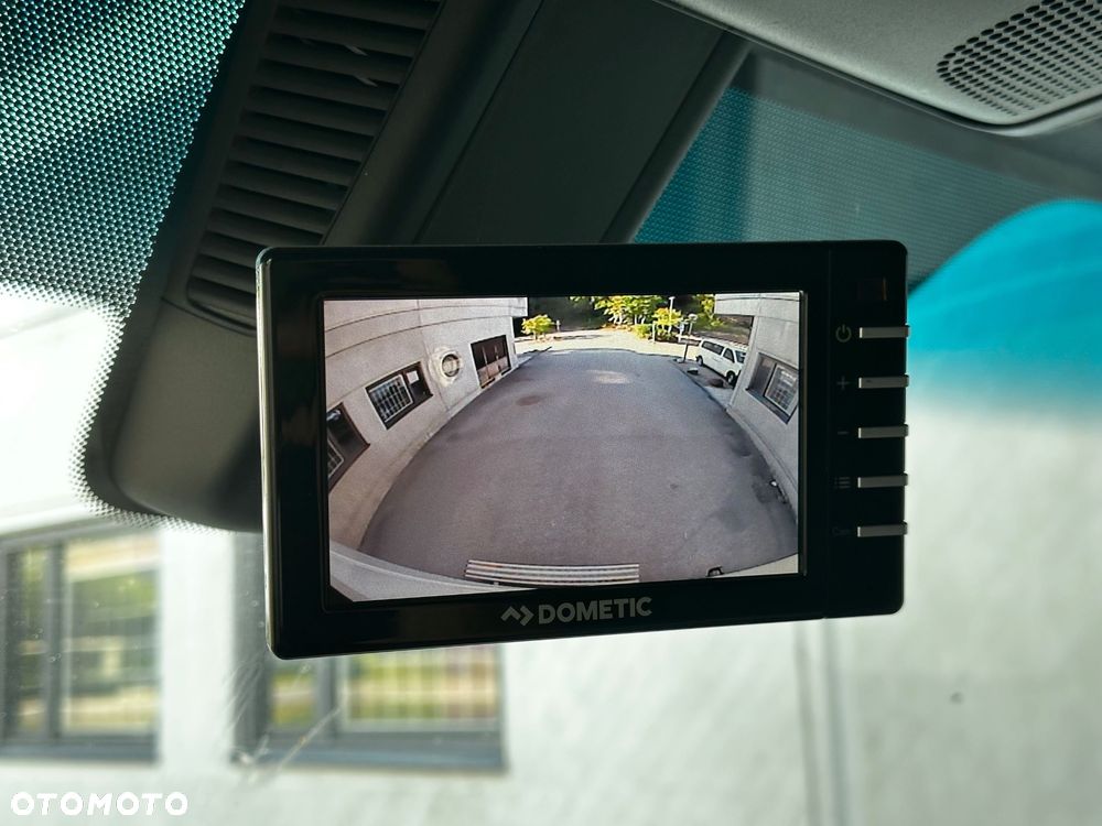 Mercedes-Benz Sprinter - 14