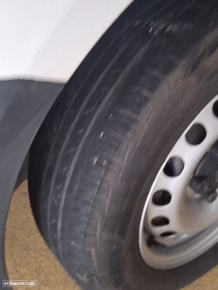 VW Caddy 2.0 SDi Ext. 5L AC - 18