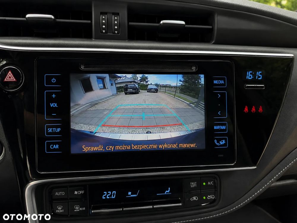 Toyota Auris - 23