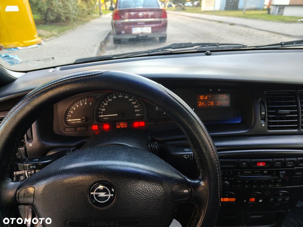 Opel Vectra 1.8 CD - 8