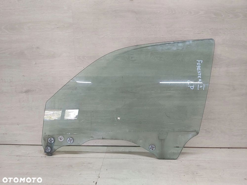Subaru Forester II SG 2,0 szyba drzwi lewy przód - 1