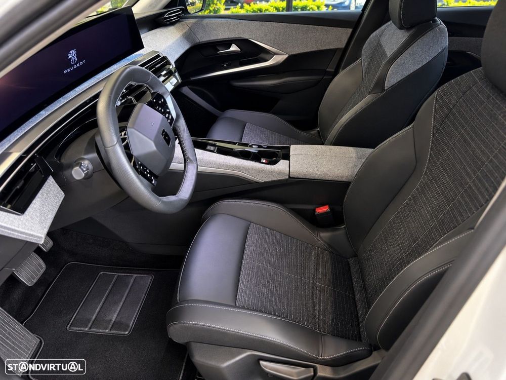 Peugeot E-3008 73 kWh Allure - 9