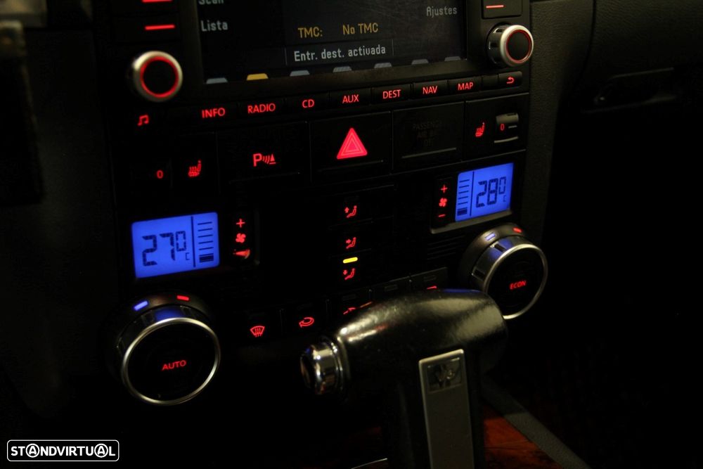 VW Touareg 3.0 TDI V6 Tiptronic - 22