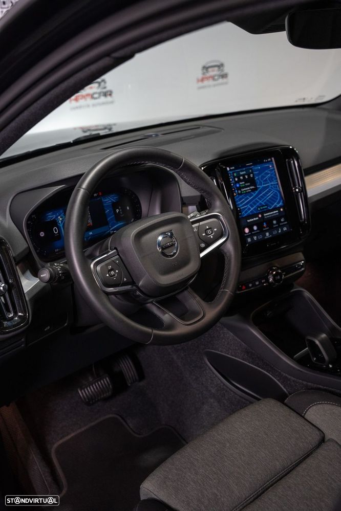Volvo XC 40 - 25