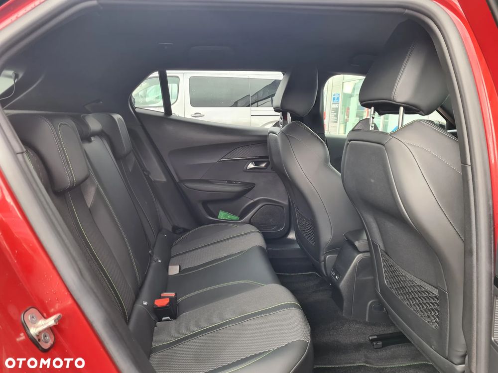 Peugeot 2008 1.2 PureTech GT S&S EAT8 - 21