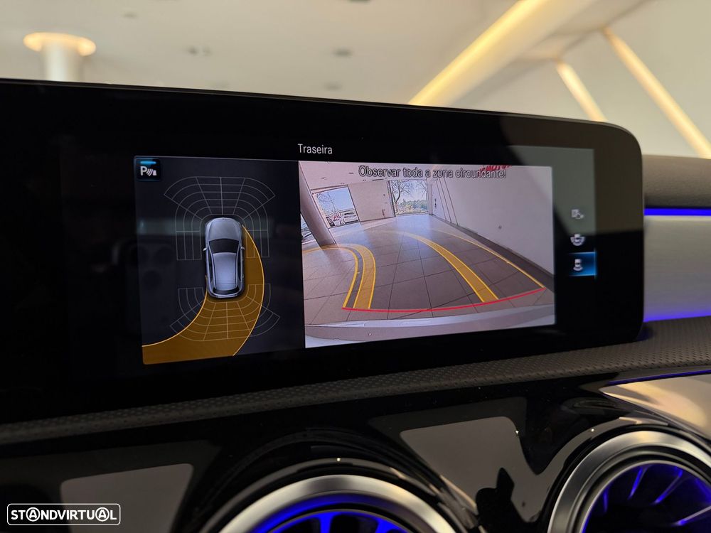 Mercedes-Benz A 250 e AMG Line - 21