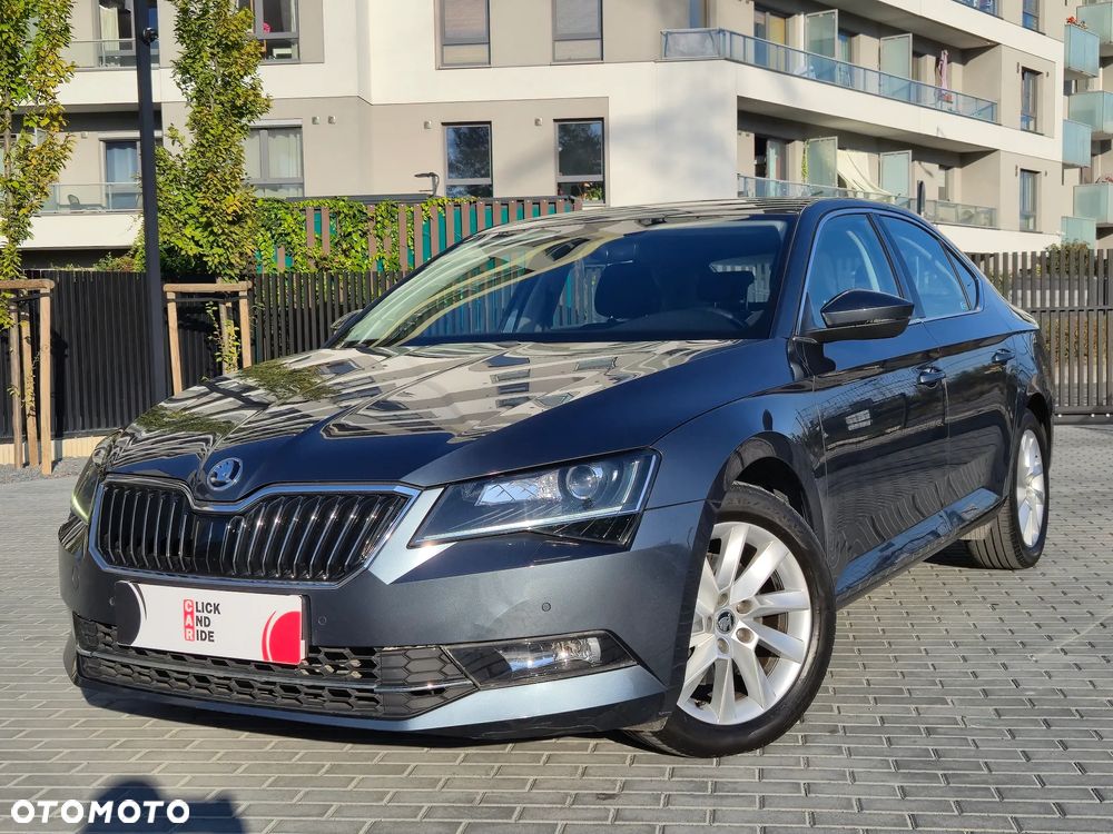 Skoda Superb 2.0 TDI SCR Ambition DSG - 9