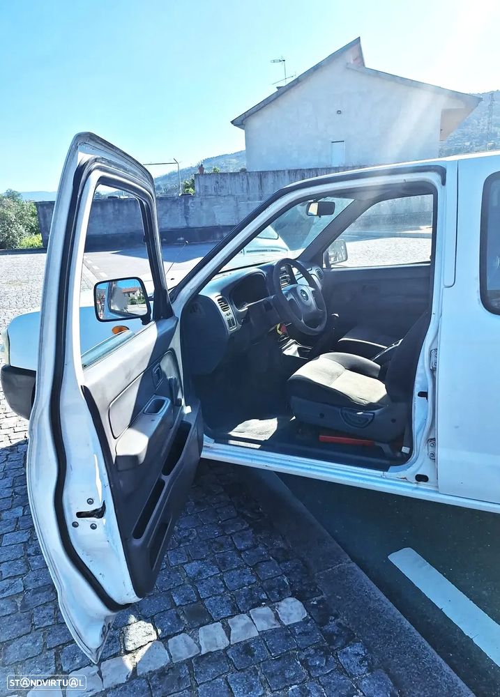 Nissan D22 Pick Up 2.5Di Cabine Dupla - 12