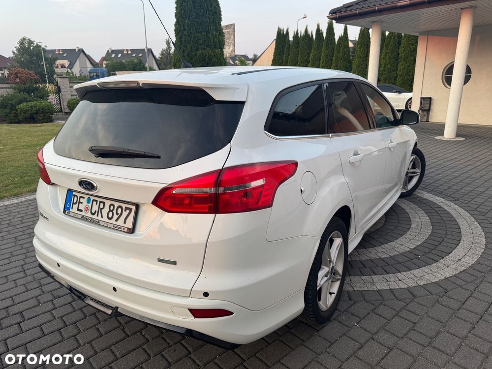 Ford Focus 1.0 EcoBoost Titanium - 6