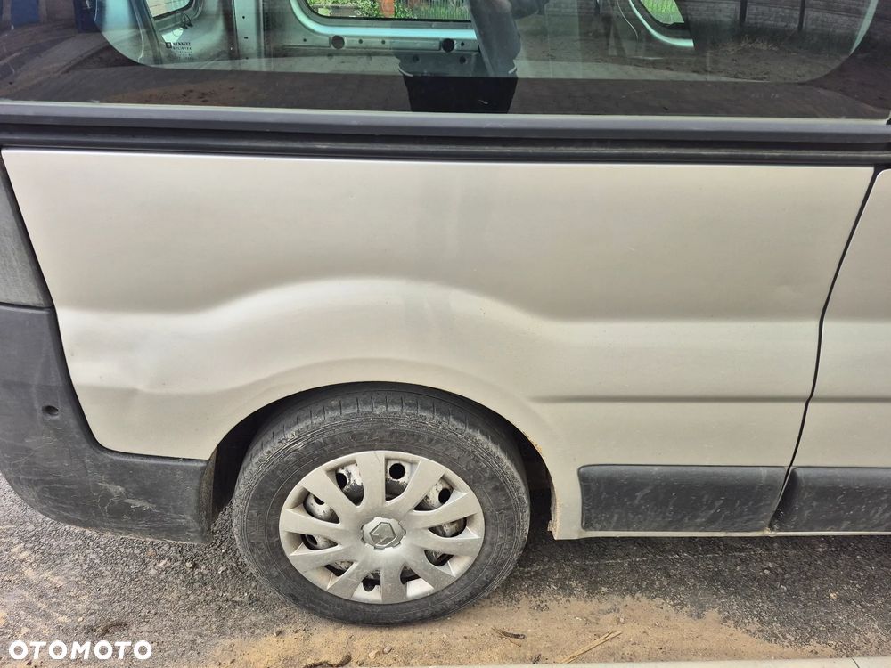Renault Trafic Passenger - 8
