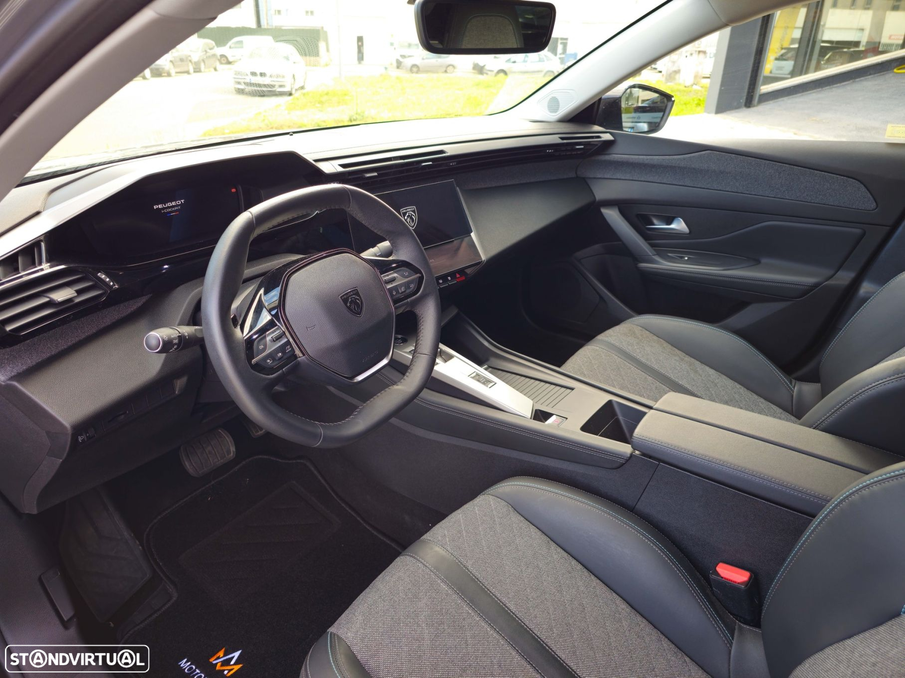 Peugeot 408 1.2 PureTech Allure EAT8 - 9