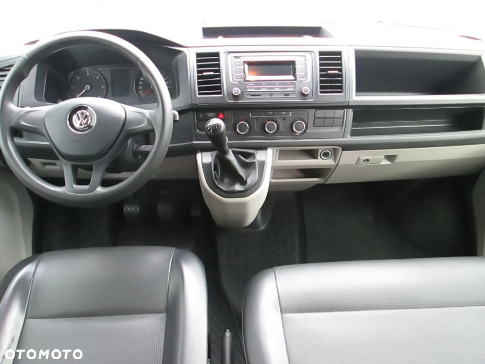 Volkswagen Transporter Brygadówka 6 osobowy - 12