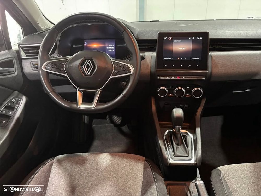 Renault Clio 1.6 E-Tech Full Hybrid Techno - 8