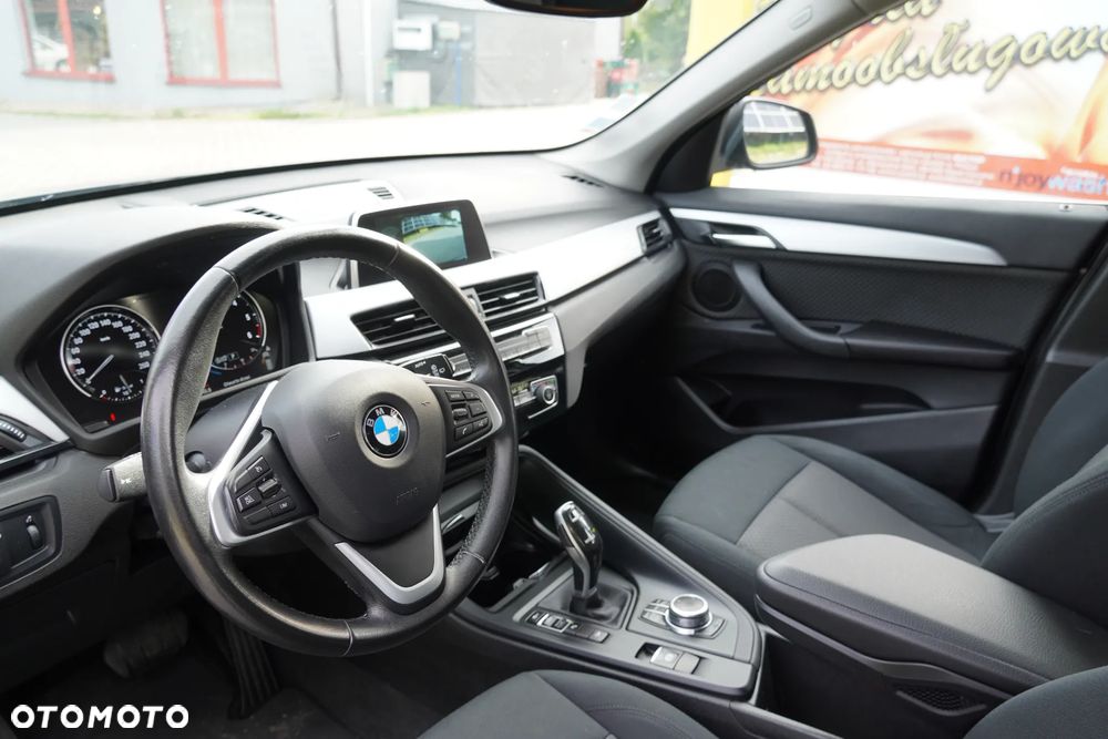 BMW X1 xDrive20d - 16