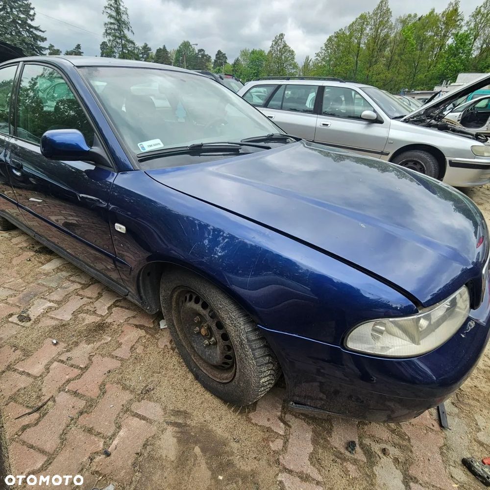 Zderzak przedni / przód / Audi A4B5 kod lak: LZ5K - 2