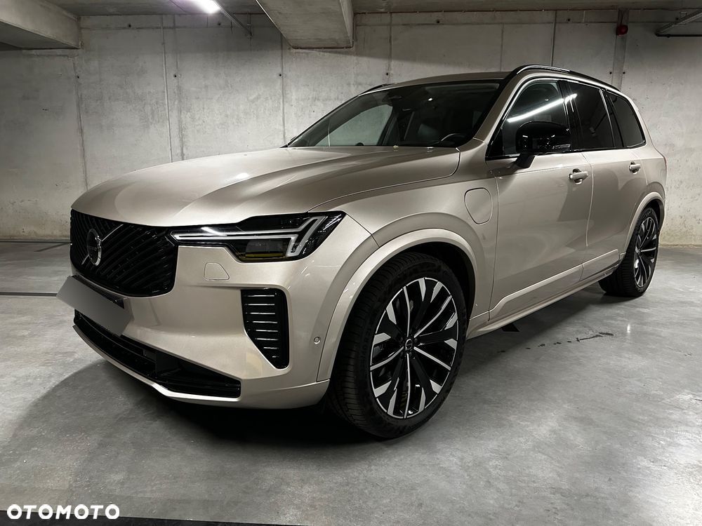 Volvo XC 90 T8 AWD Plug-In Hybrid Ultra Dark 7os - 7