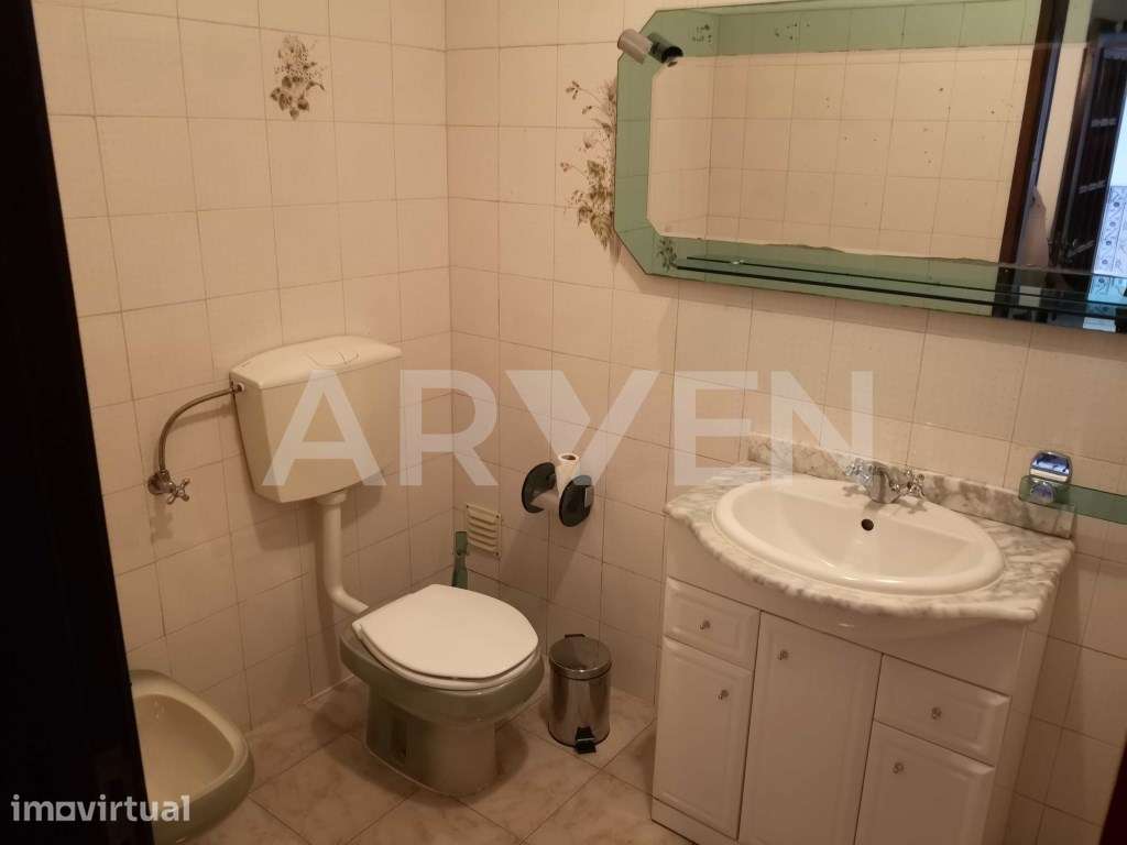 Apartamento T2 , 2º Andar, Bairro Catroga e Gaio, Abrantes - Grande imagem: 5/9