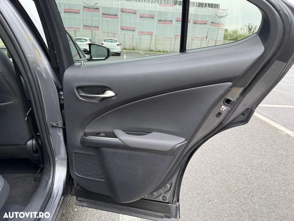 Lexus UX 250h E-FOUR Executive - 25