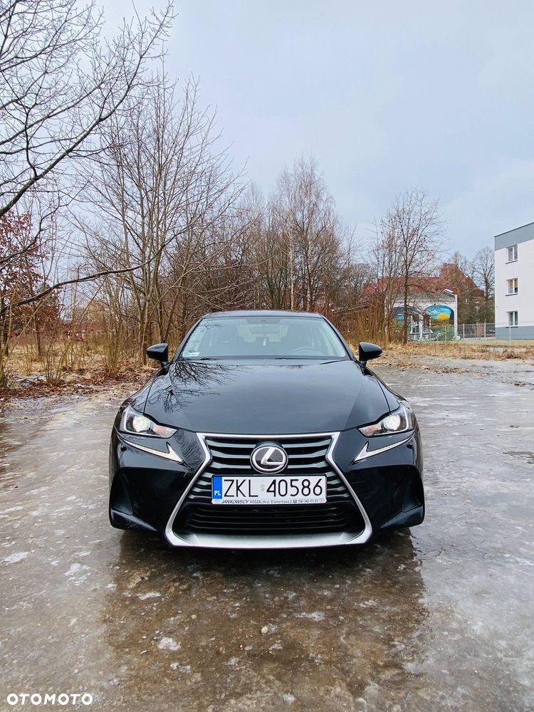 Lexus IS 200t / 300 Elegance - 2