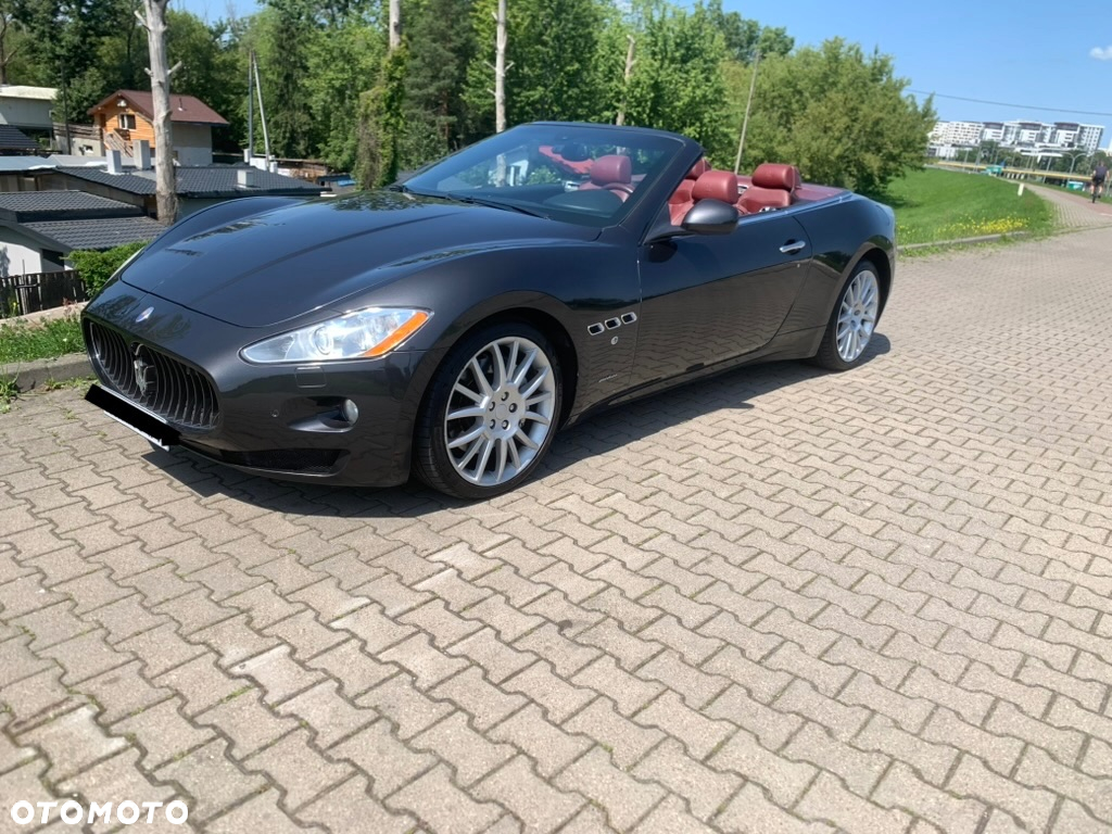 Maserati GranCabrio - 2