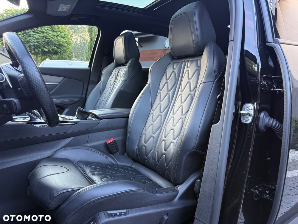 Peugeot 3008 1.6 PureTech HYbrid4 GT S&S EAT8 - 7